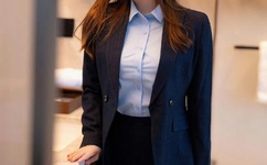 女轻点灬大JI巴太粗太长了A片